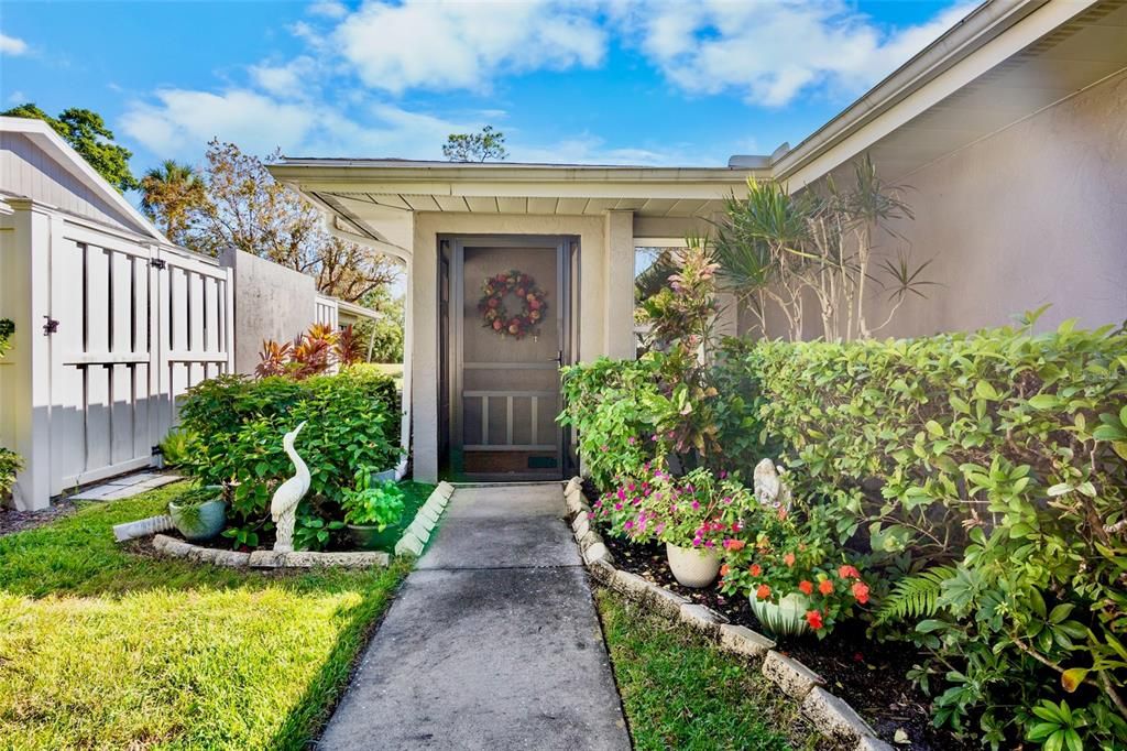 En Venta: $284,990 (2 camas, 2 baños, 1601 Pies cuadrados)