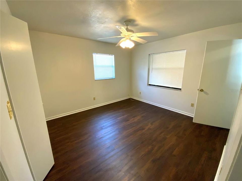 For Sale: $280,000 (3 beds, 2 baths, 1445 Square Feet)