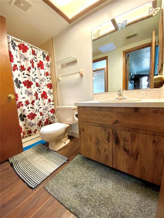 For Sale: $280,000 (3 beds, 2 baths, 1445 Square Feet)