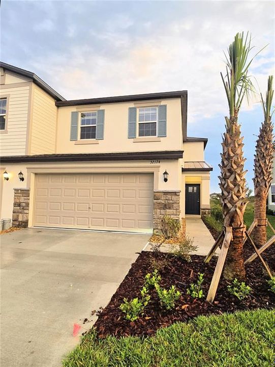 В аренду: $2,350 (3 спален, 2 ванн, 1801 Квадратных фут)