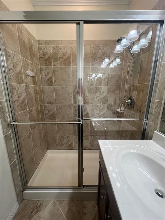 For Rent: $1,995 (3 beds, 2 baths, 1879 Square Feet)