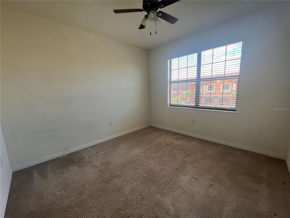 For Rent: $1,995 (3 beds, 2 baths, 1879 Square Feet)