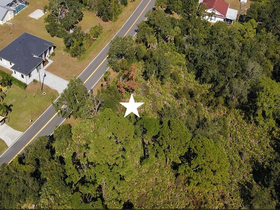 На продажу: $24,000 (0.21 acres)