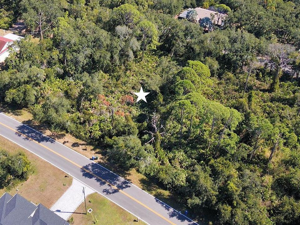 На продажу: $24,000 (0.21 acres)