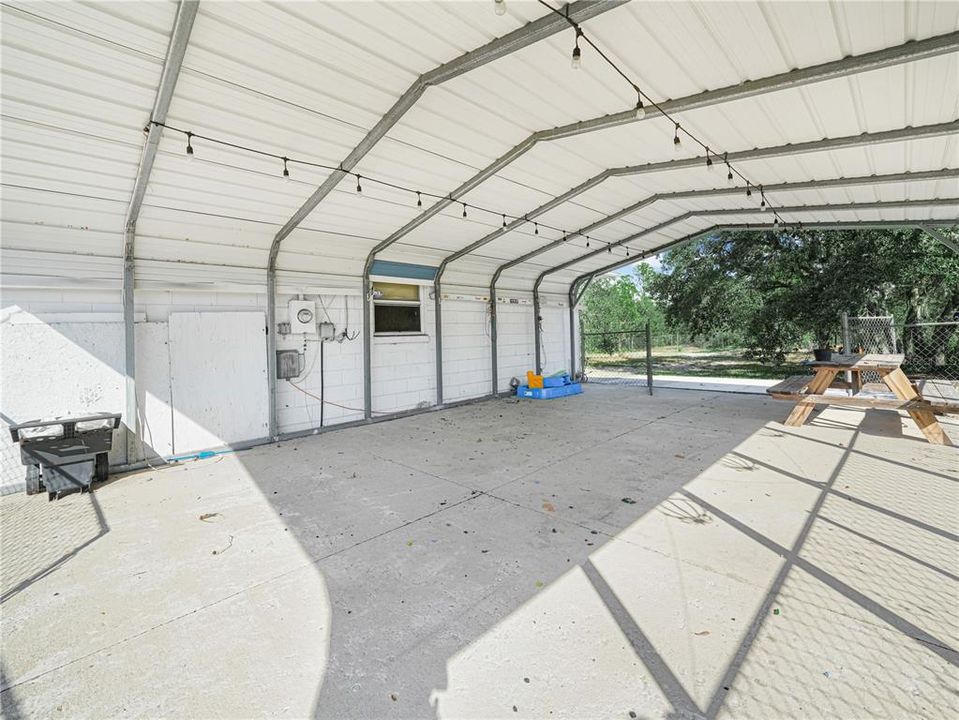 待售: $213,800 (3 贝兹, 1 浴室, 925 平方英尺)