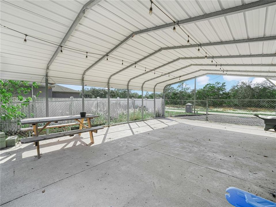 待售: $213,800 (3 贝兹, 1 浴室, 925 平方英尺)