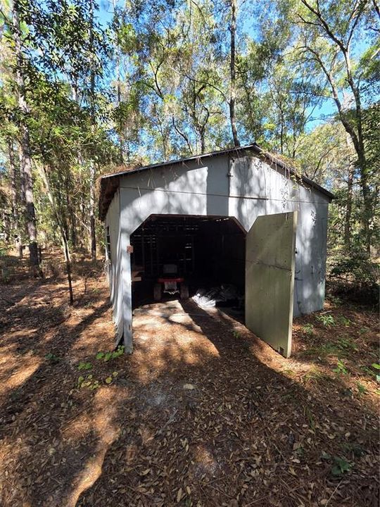 For Sale: $200,000 (5 beds, 4 baths, 1868 Square Feet)