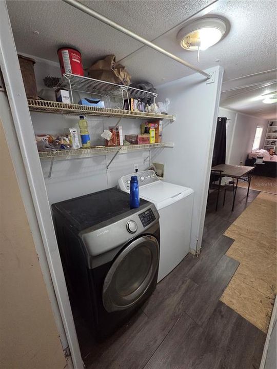 For Sale: $200,000 (5 beds, 4 baths, 1868 Square Feet)