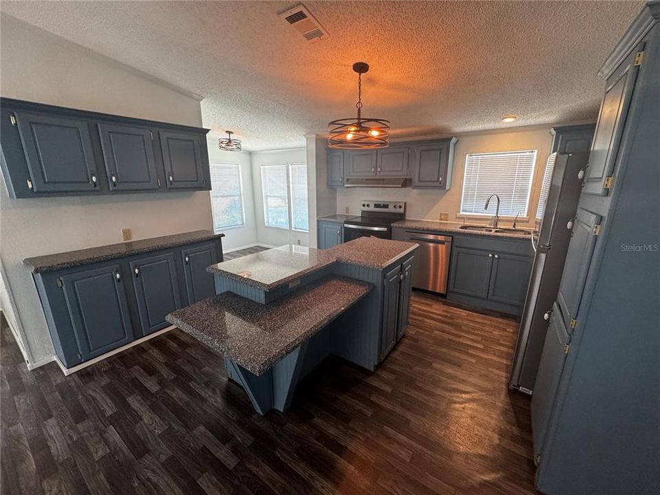 En Renta: $1,795 (3 camas, 2 baños, 1782 Pies cuadrados)