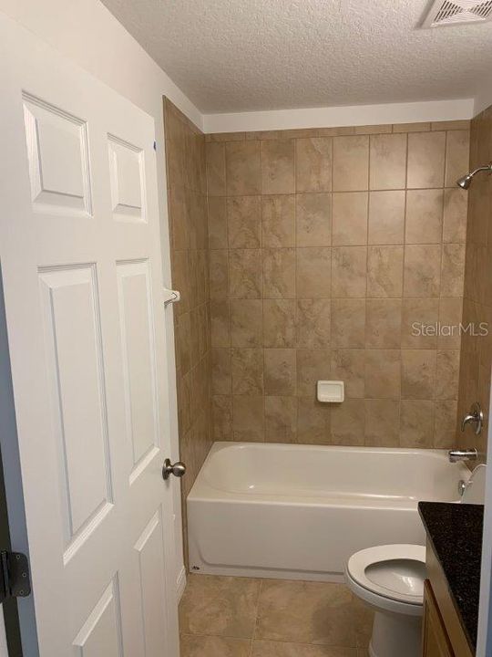 En Venta: $315,000 (3 camas, 2 baños, 1389 Pies cuadrados)