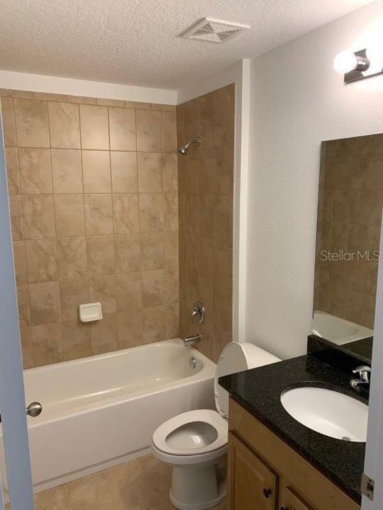 En Venta: $315,000 (3 camas, 2 baños, 1389 Pies cuadrados)