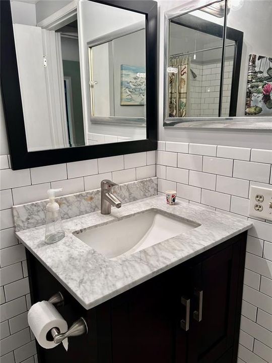 待售: $79,500 (1 贝兹, 1 浴室, 585 平方英尺)