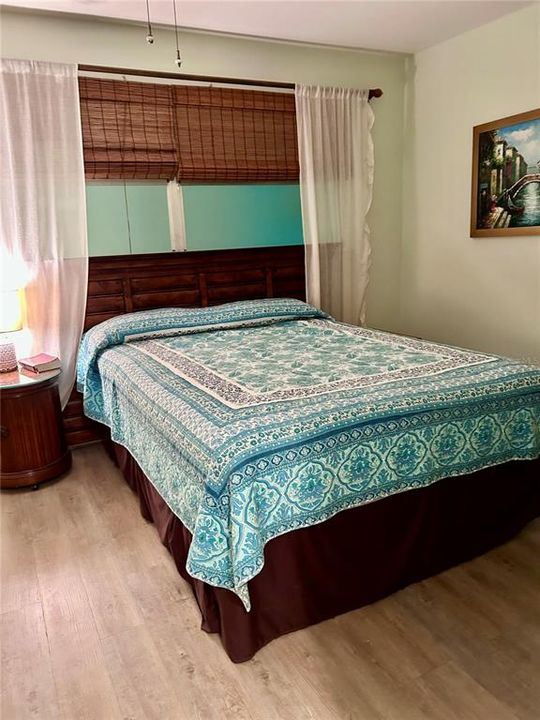 待售: $79,500 (1 贝兹, 1 浴室, 585 平方英尺)