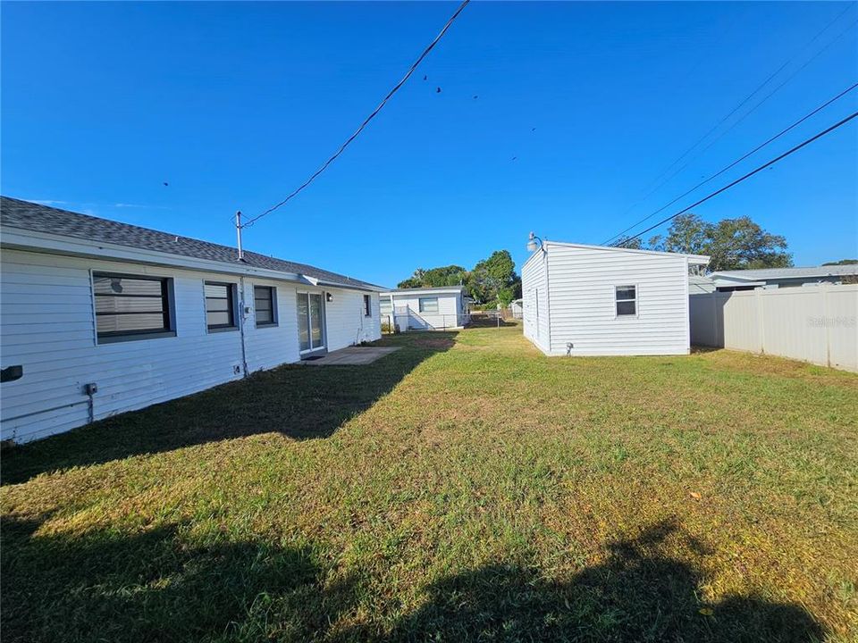 На продажу: $259,000 (4 спален, 2 ванн, 1270 Квадратных фут)