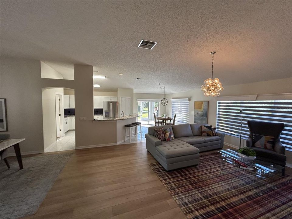 En Renta: $2,850 (3 camas, 2 baños, 2044 Pies cuadrados)