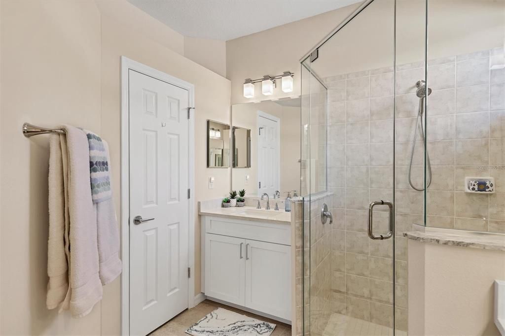 For Sale: $469,000 (3 beds, 2 baths, 2186 Square Feet)