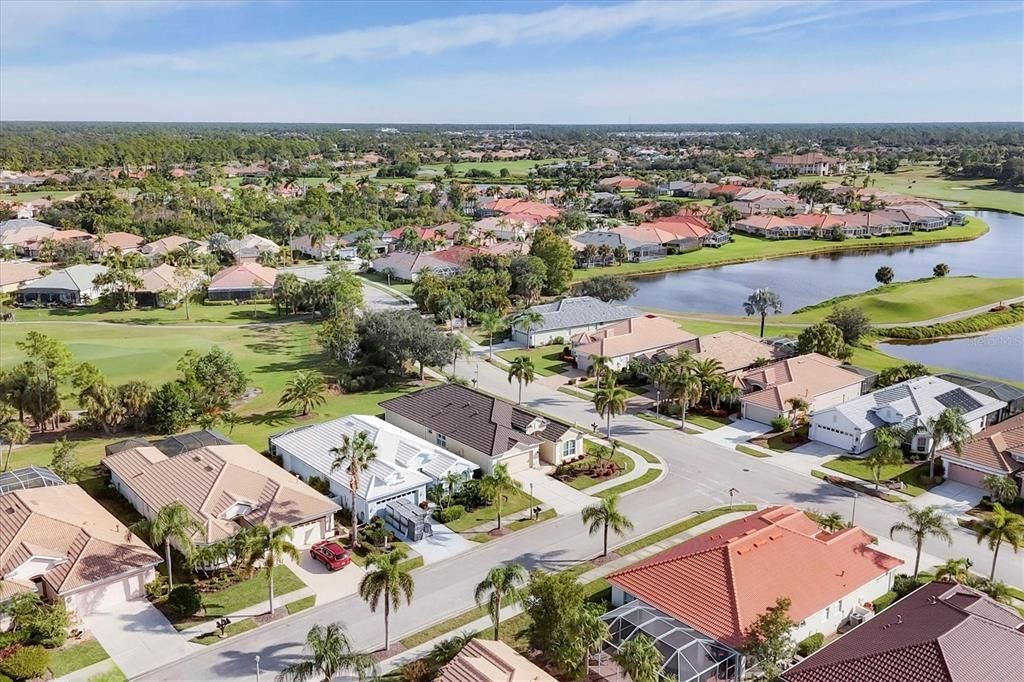 For Sale: $469,000 (3 beds, 2 baths, 2186 Square Feet)