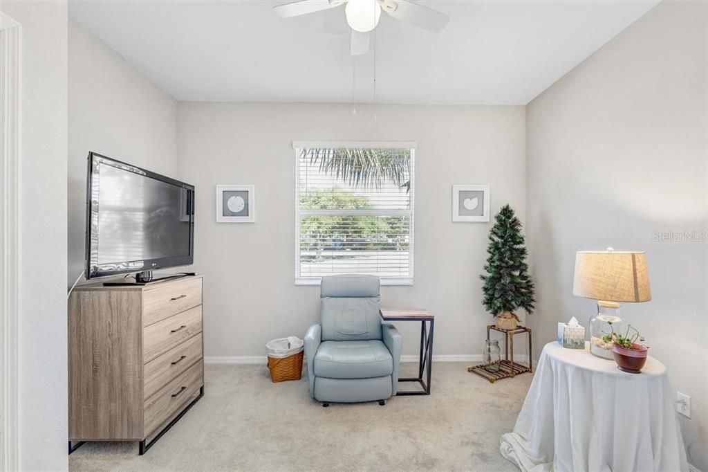 For Sale: $589,000 (4 beds, 3 baths, 2032 Square Feet)