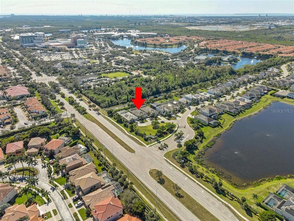 For Sale: $589,000 (4 beds, 3 baths, 2032 Square Feet)