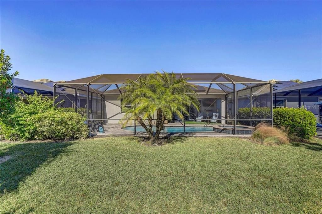 For Sale: $589,000 (4 beds, 3 baths, 2032 Square Feet)