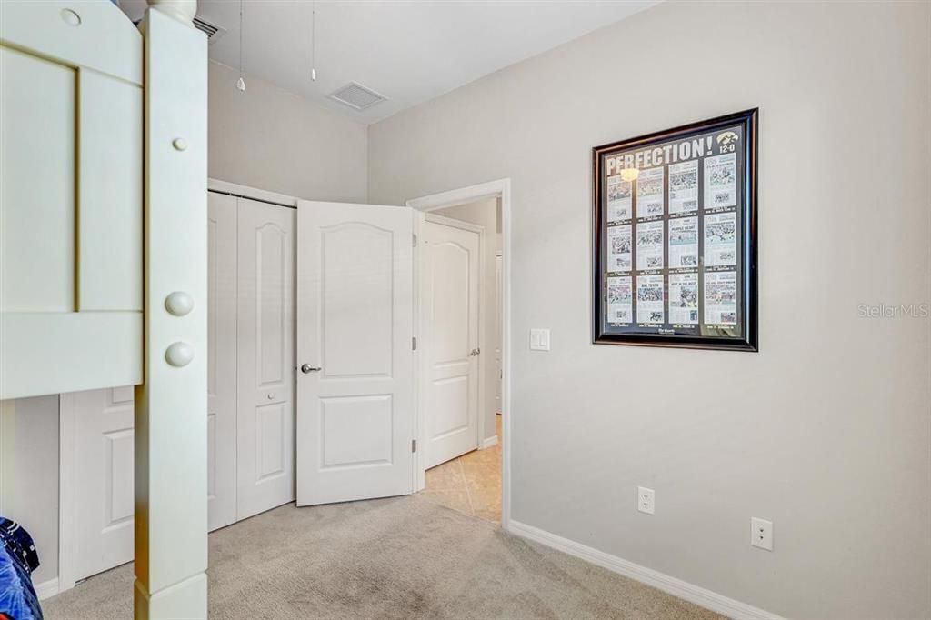 For Sale: $589,000 (4 beds, 3 baths, 2032 Square Feet)