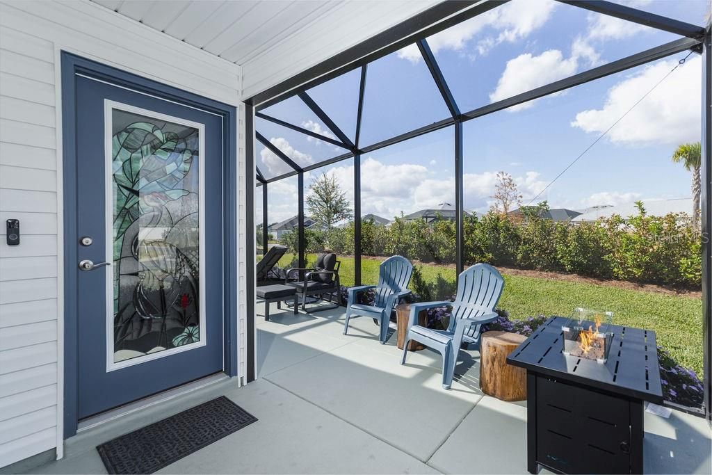 For Sale: $349,900 (2 beds, 2 baths, 1209 Square Feet)