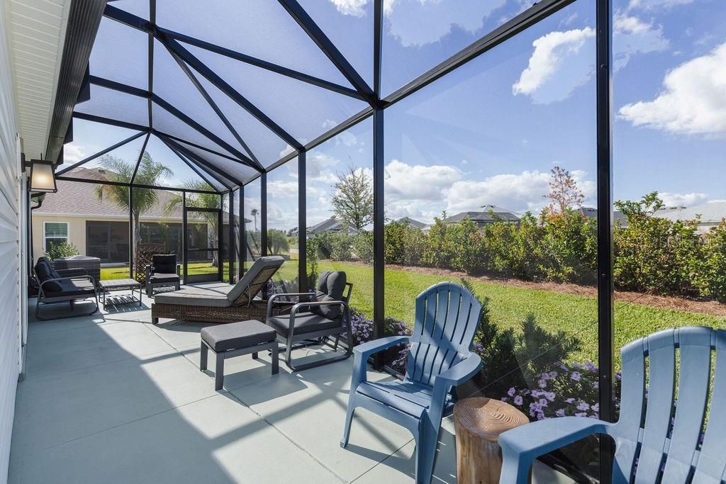 For Sale: $349,900 (2 beds, 2 baths, 1209 Square Feet)