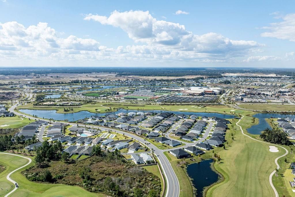 For Sale: $349,900 (2 beds, 2 baths, 1209 Square Feet)