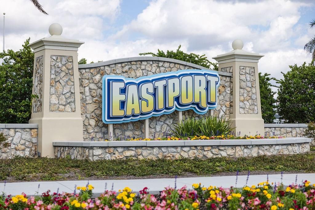 For Sale: $349,900 (2 beds, 2 baths, 1209 Square Feet)