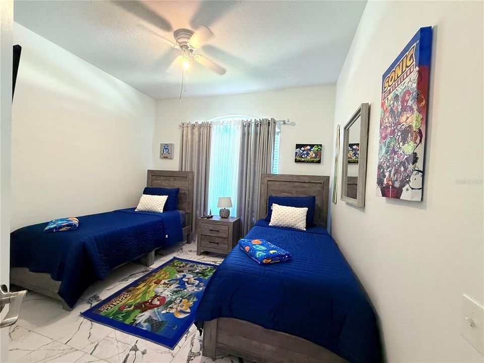 待售: $585,000 (4 贝兹, 3 浴室, 1834 平方英尺)