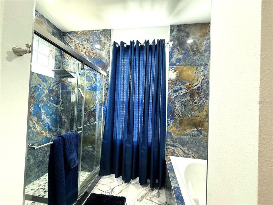 待售: $585,000 (4 贝兹, 3 浴室, 1834 平方英尺)