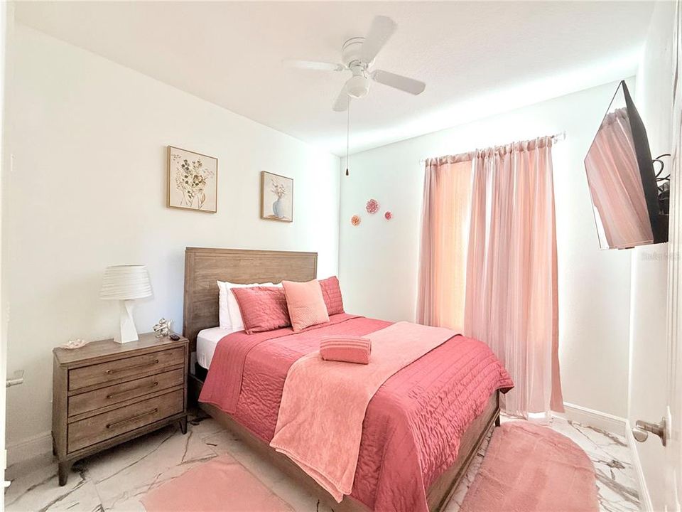 待售: $585,000 (4 贝兹, 3 浴室, 1834 平方英尺)