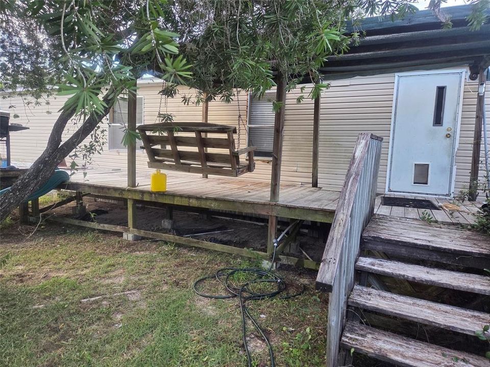 For Sale: $112,000 (4 beds, 2 baths, 1612 Square Feet)