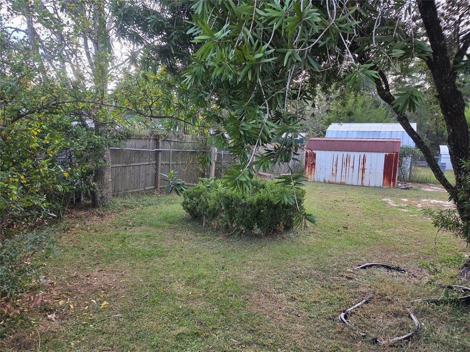 For Sale: $112,000 (4 beds, 2 baths, 1612 Square Feet)