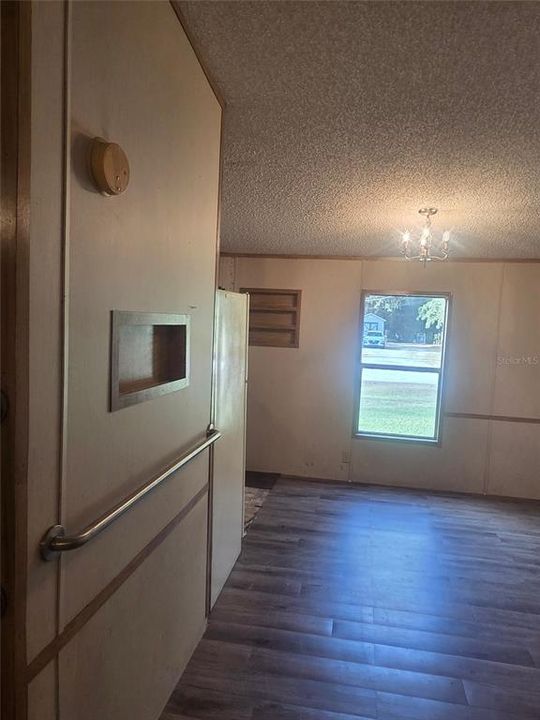 For Sale: $112,000 (4 beds, 2 baths, 1612 Square Feet)