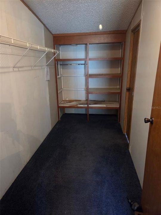 For Sale: $112,000 (4 beds, 2 baths, 1612 Square Feet)