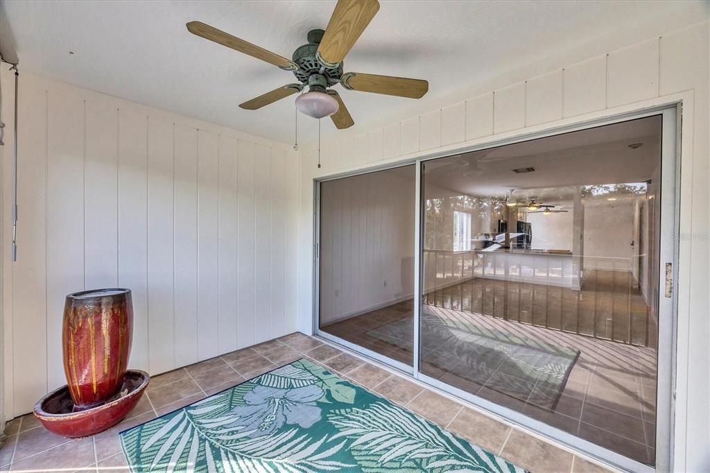 出租: $2,200 (2 贝兹, 2 浴室, 1018 平方英尺)