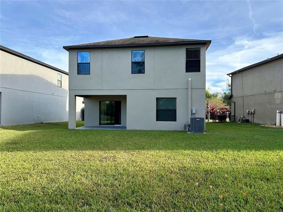 En Venta: $419,000 (3 camas, 2 baños, 1900 Pies cuadrados)