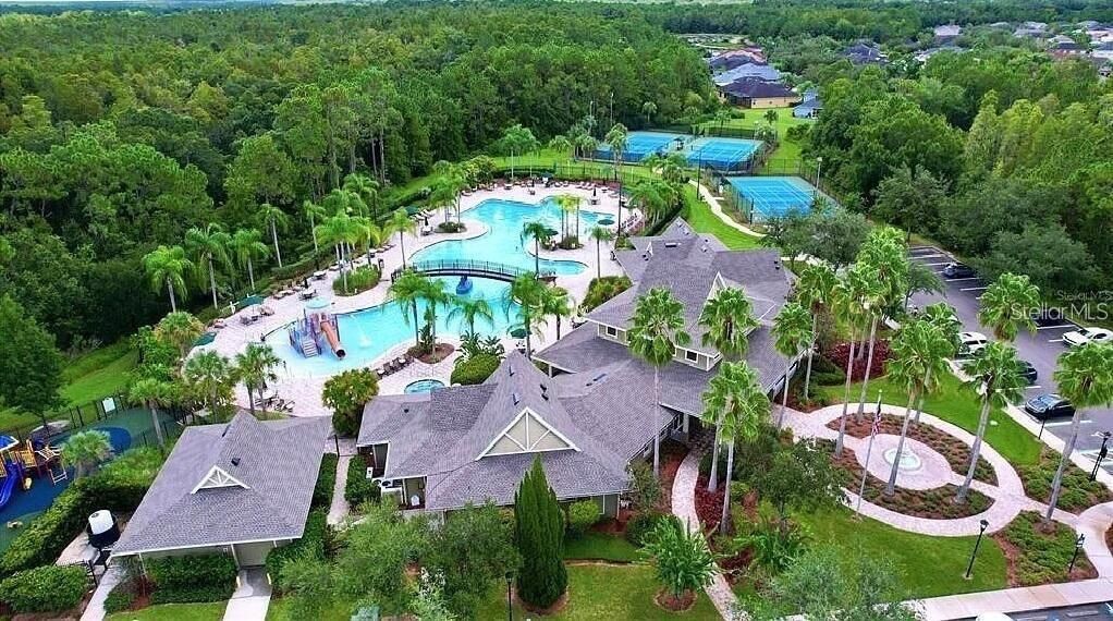 En Venta: $419,000 (3 camas, 2 baños, 1900 Pies cuadrados)