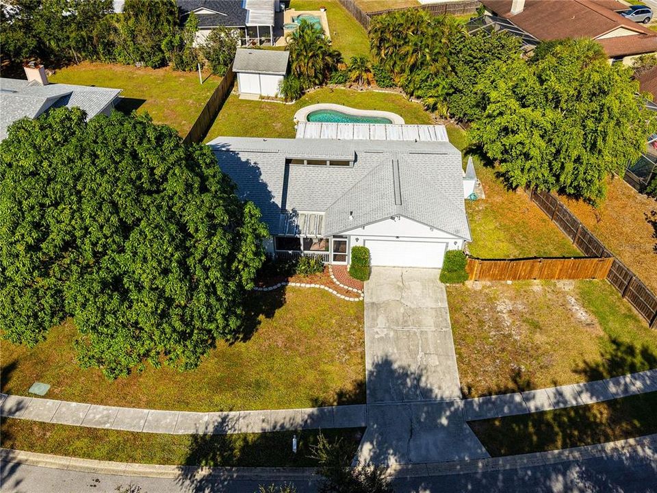 Active With Contract: $2,500 (3 beds, 2 baths, 1220 Square Feet)