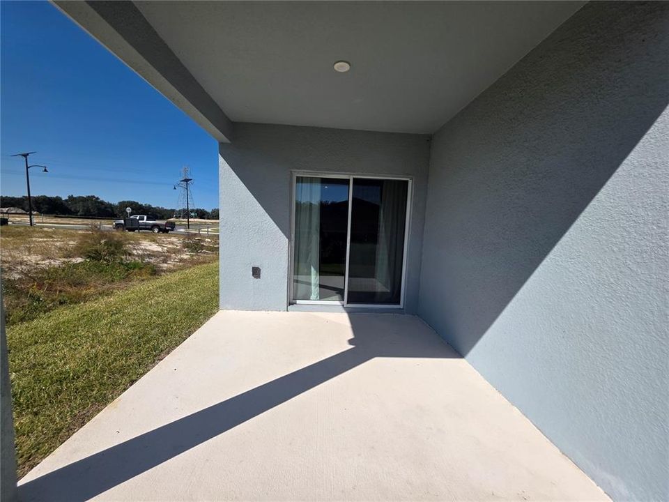 出租: $2,100 (3 贝兹, 2 浴室, 1632 平方英尺)