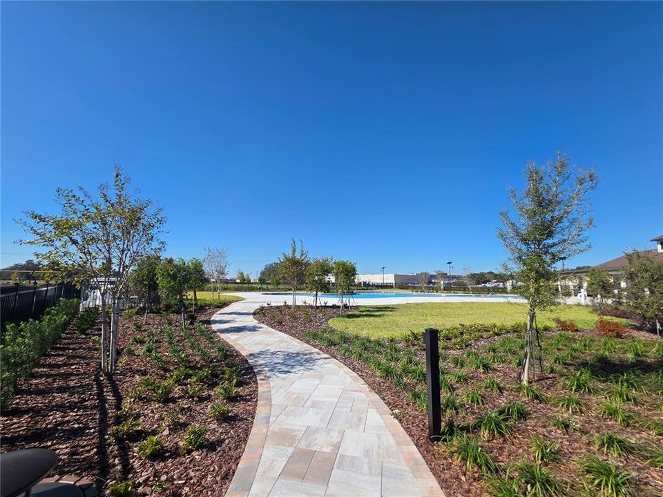 出租: $2,100 (3 贝兹, 2 浴室, 1632 平方英尺)