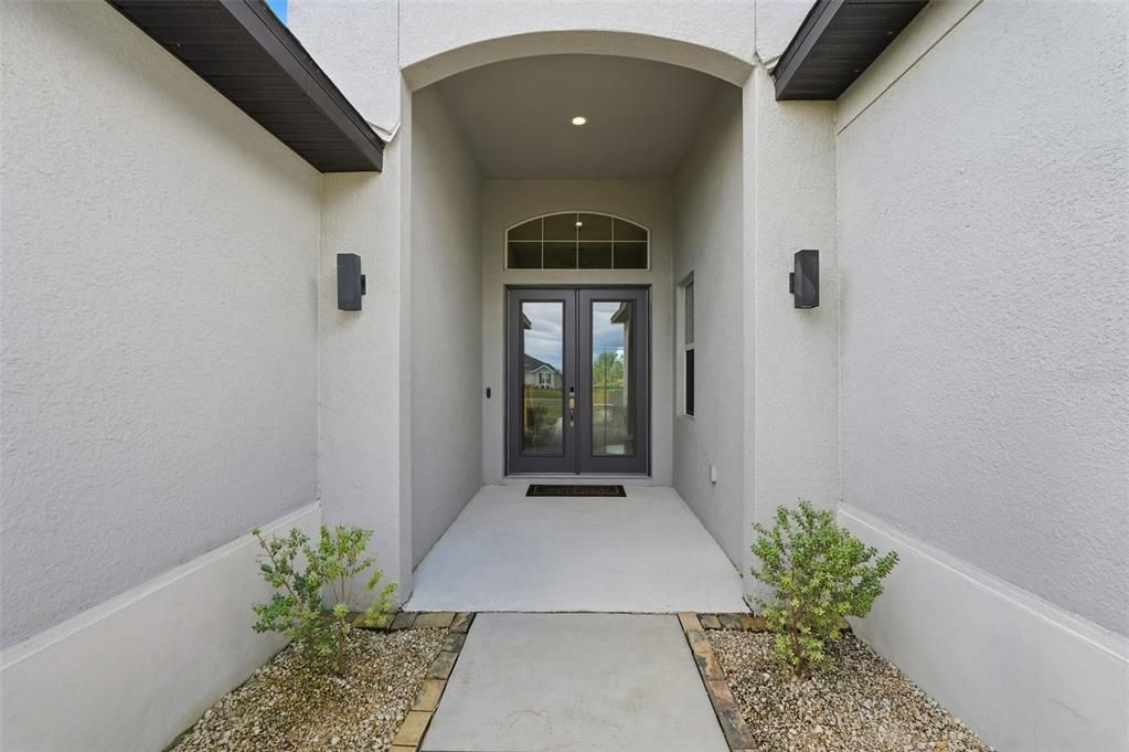 For Sale: $749,900 (3 beds, 3 baths, 2892 Square Feet)