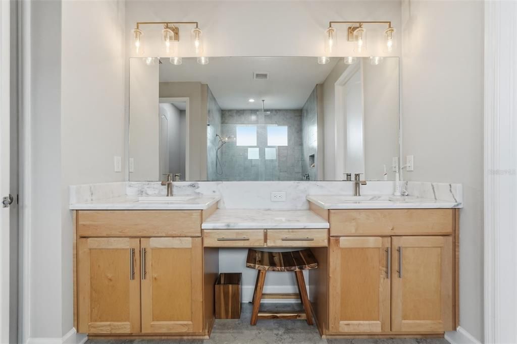 For Sale: $749,900 (3 beds, 3 baths, 2892 Square Feet)