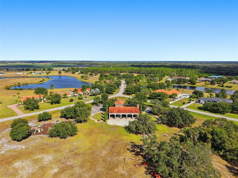 For Sale: $749,900 (3 beds, 3 baths, 2892 Square Feet)