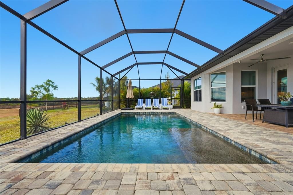 For Sale: $749,900 (3 beds, 3 baths, 2892 Square Feet)