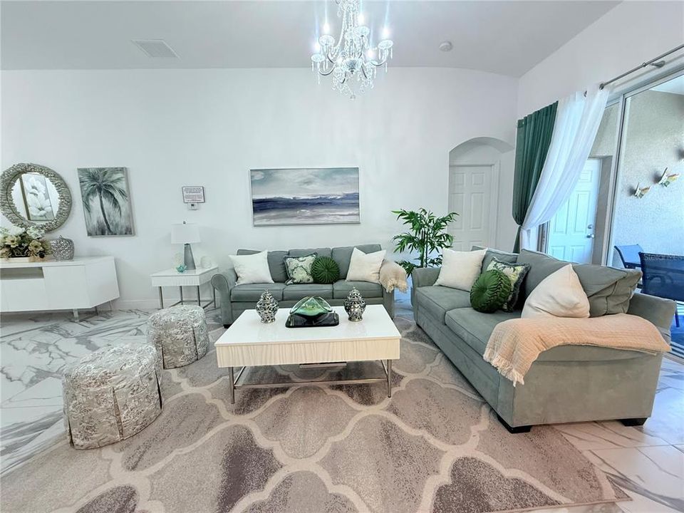 待售: $599,000 (4 贝兹, 3 浴室, 1834 平方英尺)