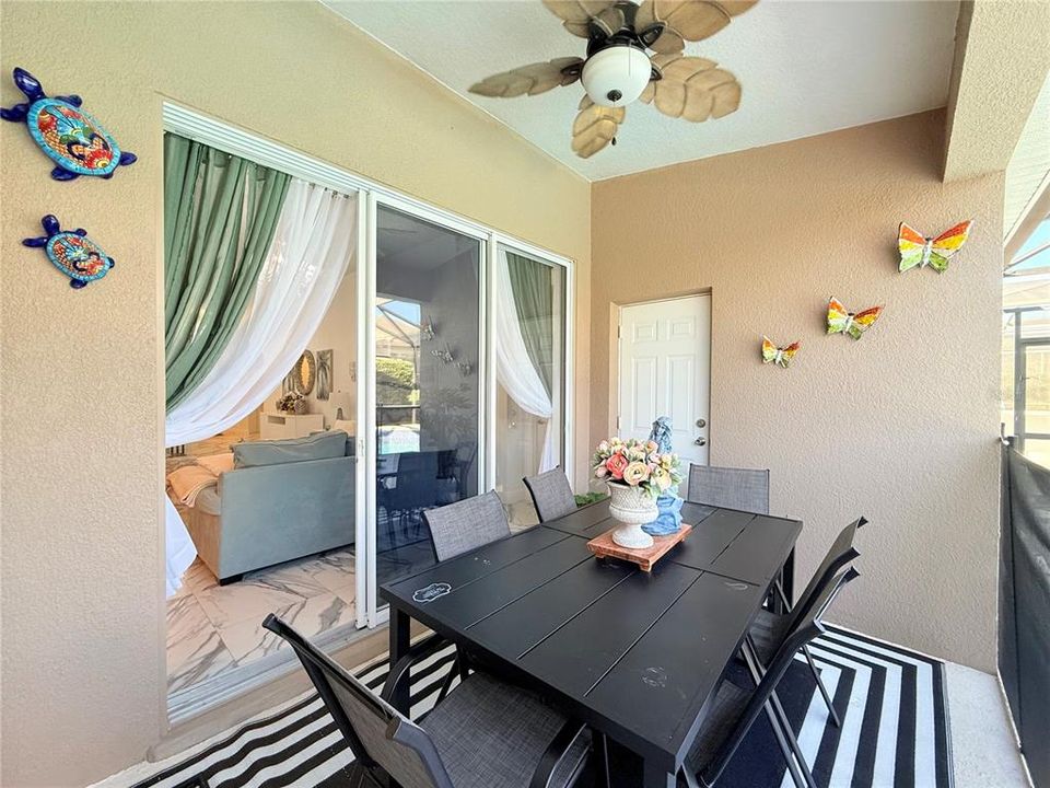 待售: $599,000 (4 贝兹, 3 浴室, 1834 平方英尺)