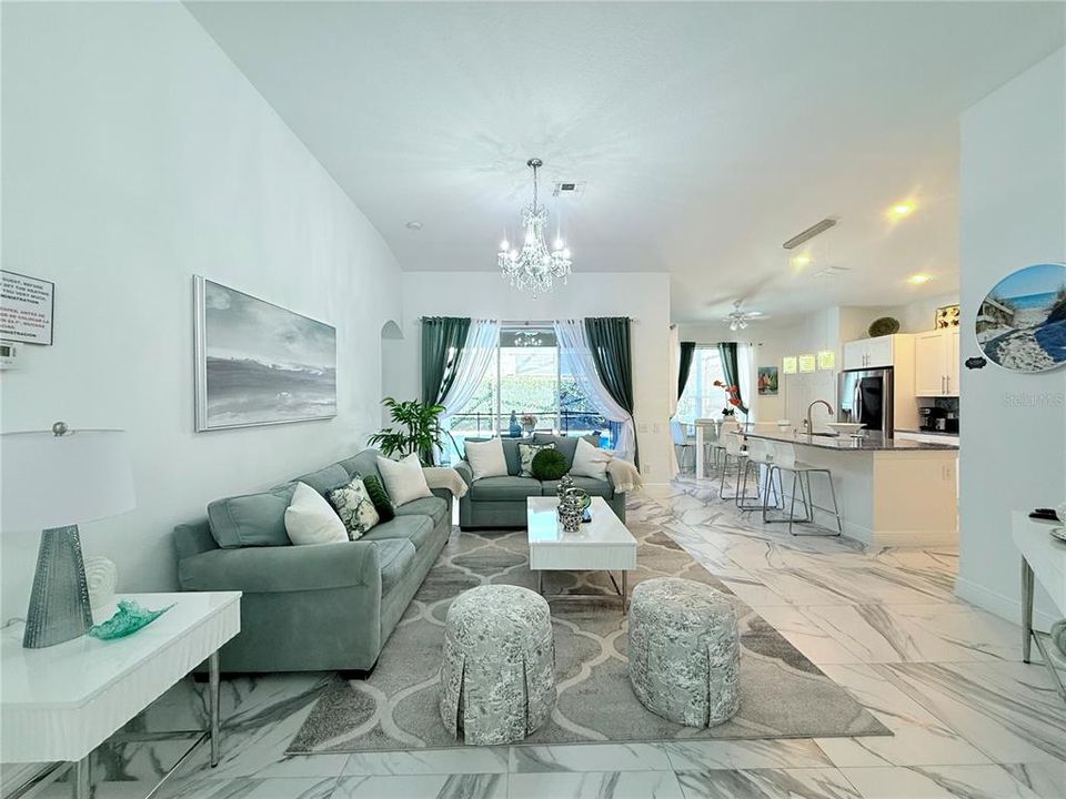 待售: $599,000 (4 贝兹, 3 浴室, 1834 平方英尺)