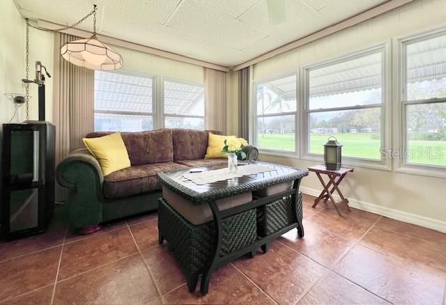 Active With Contract: $249,900 (2 beds, 2 baths, 1372 Square Feet)